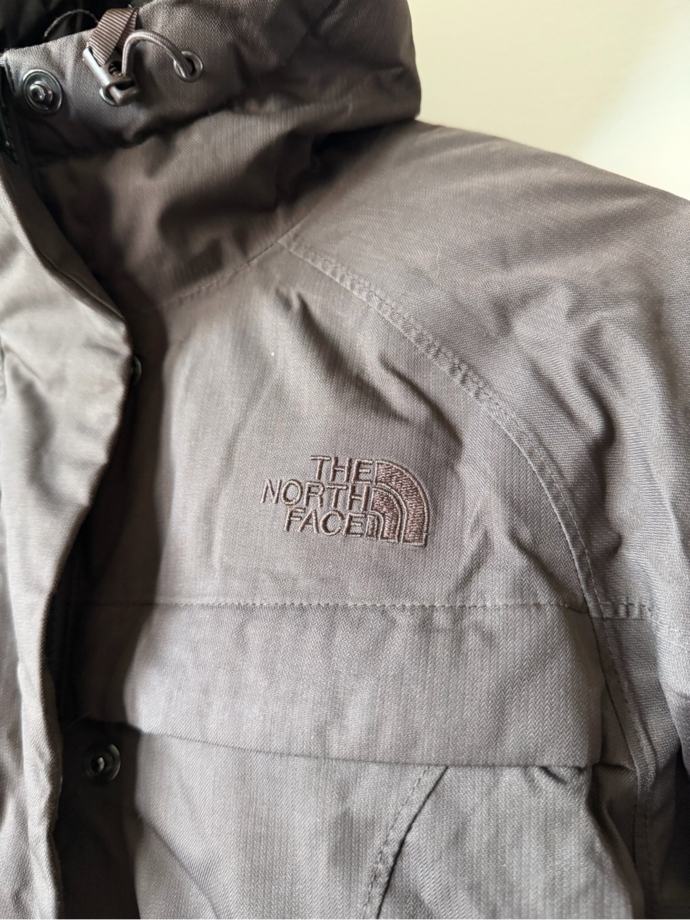 Women’s The North Face HyVent down parka coat size small chocolate brown - Picture 4 of 16